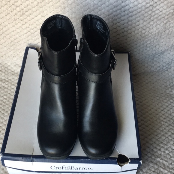 Croft&Barrow Booties ⚫️ - Picture 2 of 3